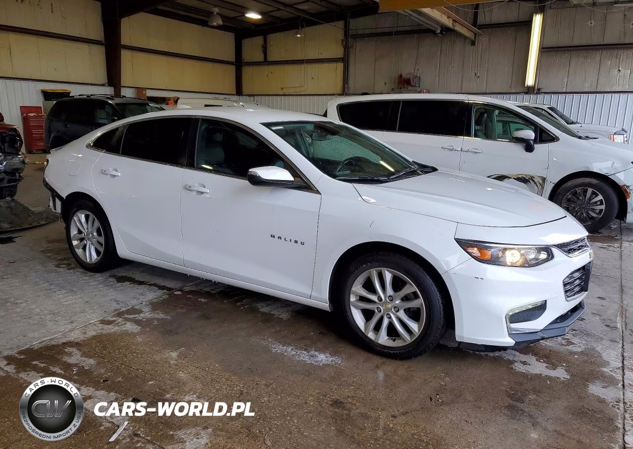 2016 Chevrolet Malibu Lt VIN:1G1ZE5ST1GF347964 - 4