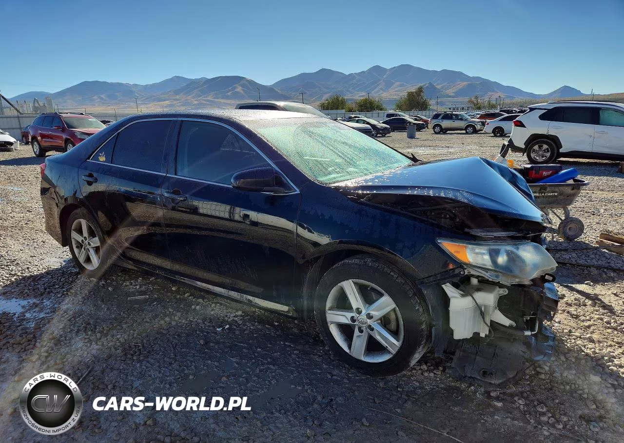 2013 Toyota Camry Se VIN:4T1BF1FK5DU242752 - 4