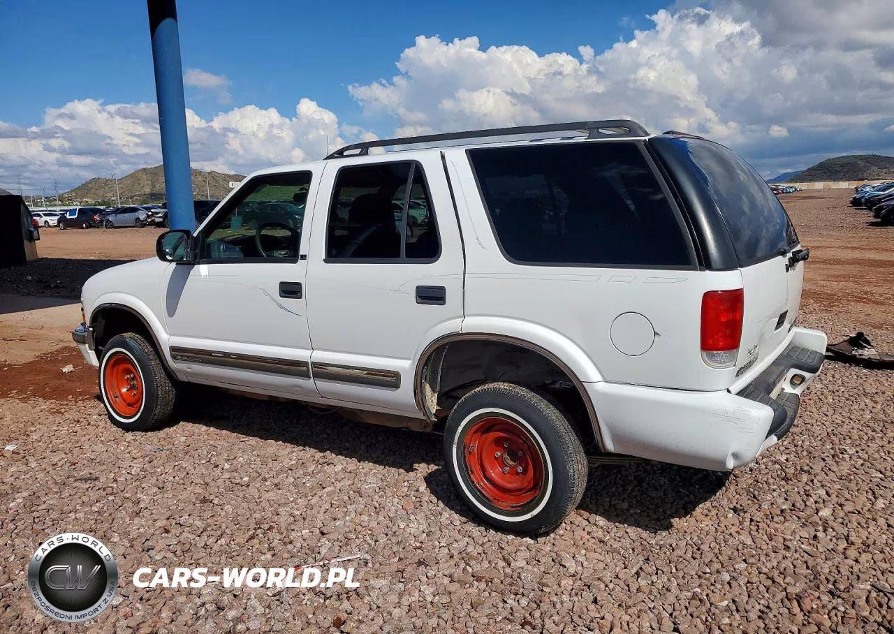 1999 Chevrolet Blazer VIN:1GNDT13W3X2249526 - 2