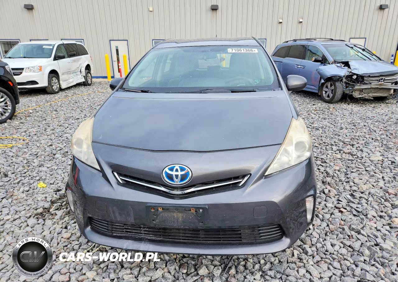 2013 Toyota Prius V Three VIN:JTDZN3EU0D3222967 - 5