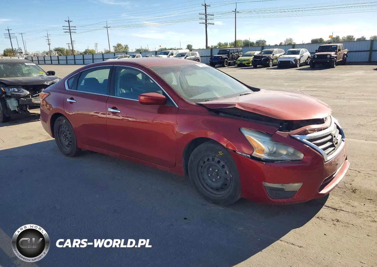 2015 Nissan Altima 2.5 S VIN:1N4AL3AP6FN357225 - 4