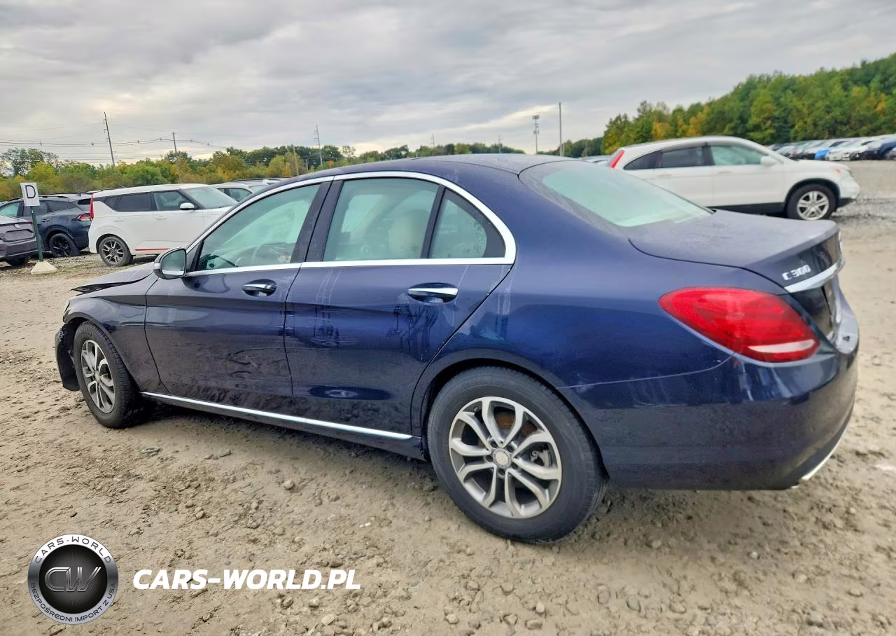 2015 Mercedes-Benz C 300 4Matic VIN:55SWF4KB8FU023646 - 2