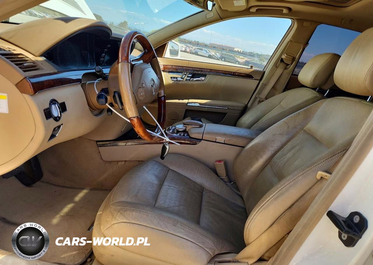 2010 Mercedes-Benz S 550 VIN:WDDNG7BB8AA347361 - 7