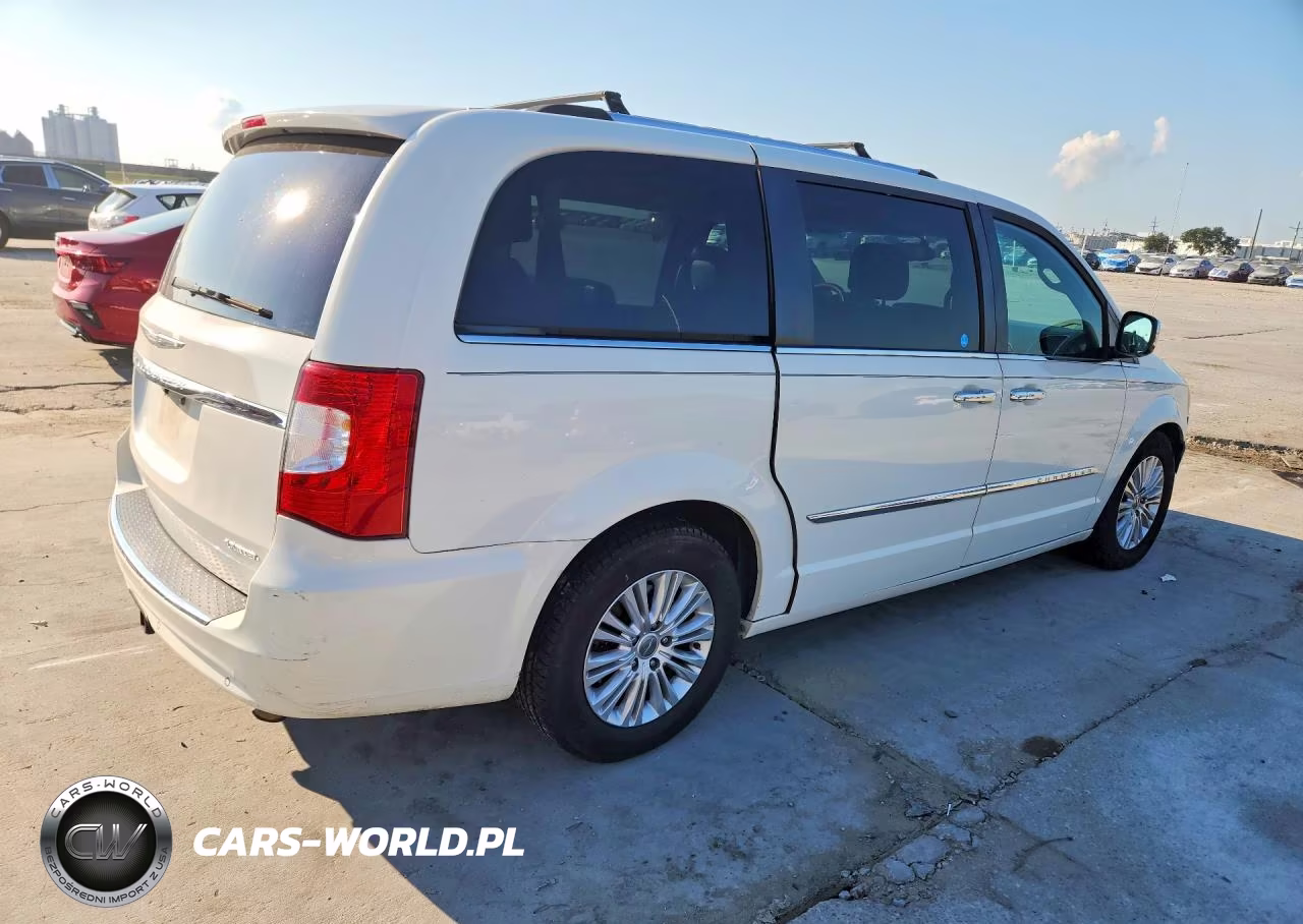 2012 Chrysler Town & Country Limited VIN:2C4RC1GG8CR183648 - 3