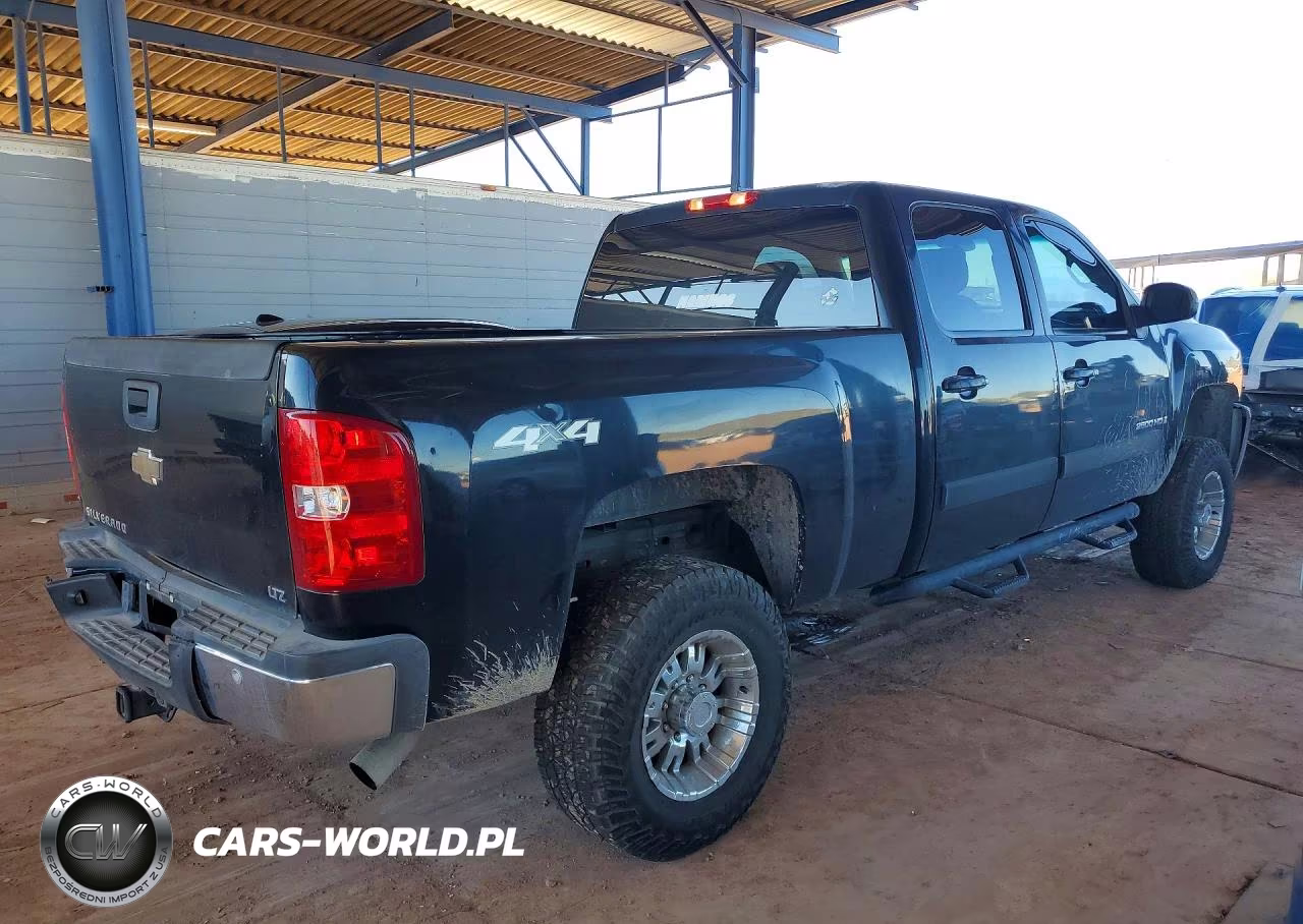 2008 Chevrolet Silverado K2500 Heavy Duty VIN:1GCHK23K88F197451 - 3