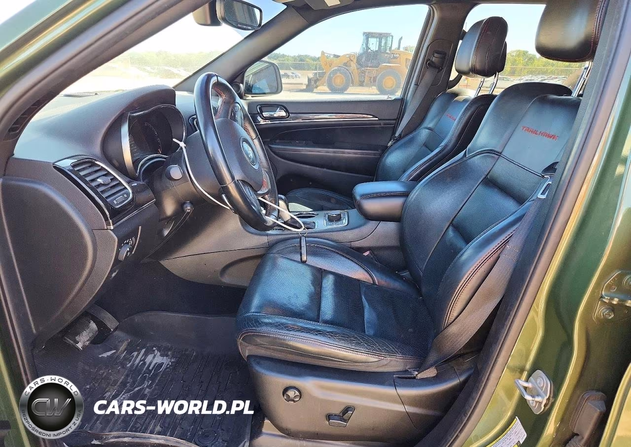 2020 Jeep Grand Cherokee Trailhawk VIN:1C4RJFLG6LC237952 - 7