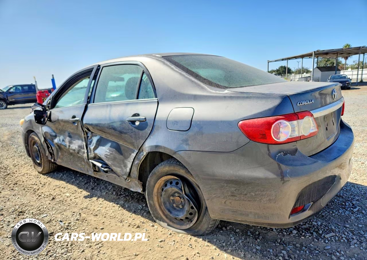 2011 Toyota Corolla Le VIN:2T1BU4EE6BC584387 - 2