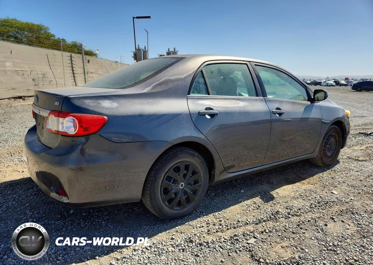 2011 Toyota Corolla Le VIN:2T1BU4EE6BC584387 - 3