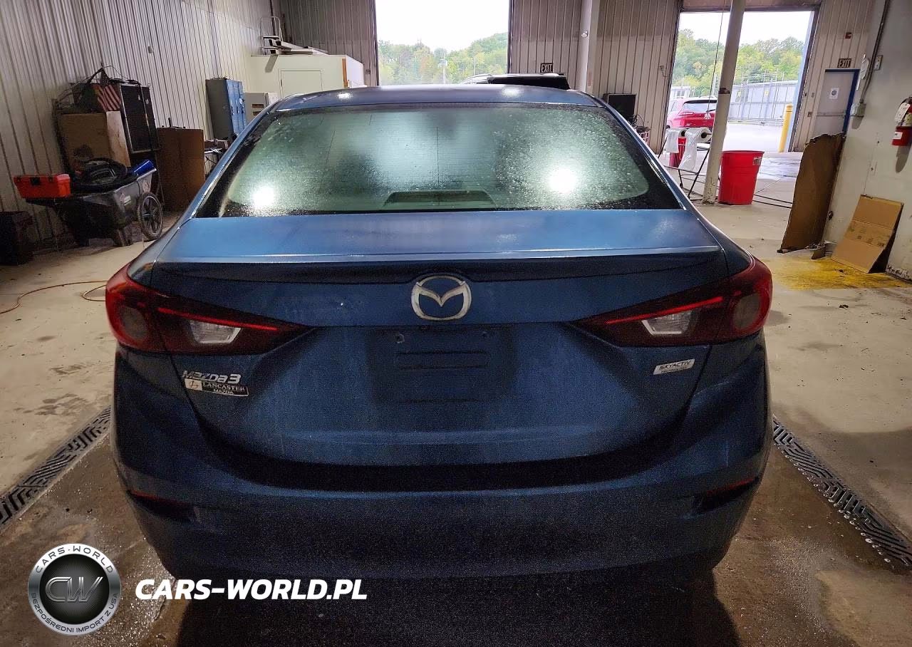 2018 Mazda 3 Touring VIN:3MZBN1V32JM187949 - 6