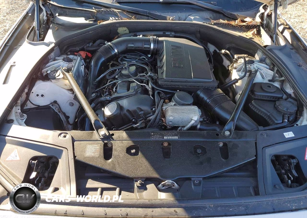 2013 BMW 535 Xi VIN:WBAFU7C56DDU66719 - 11
