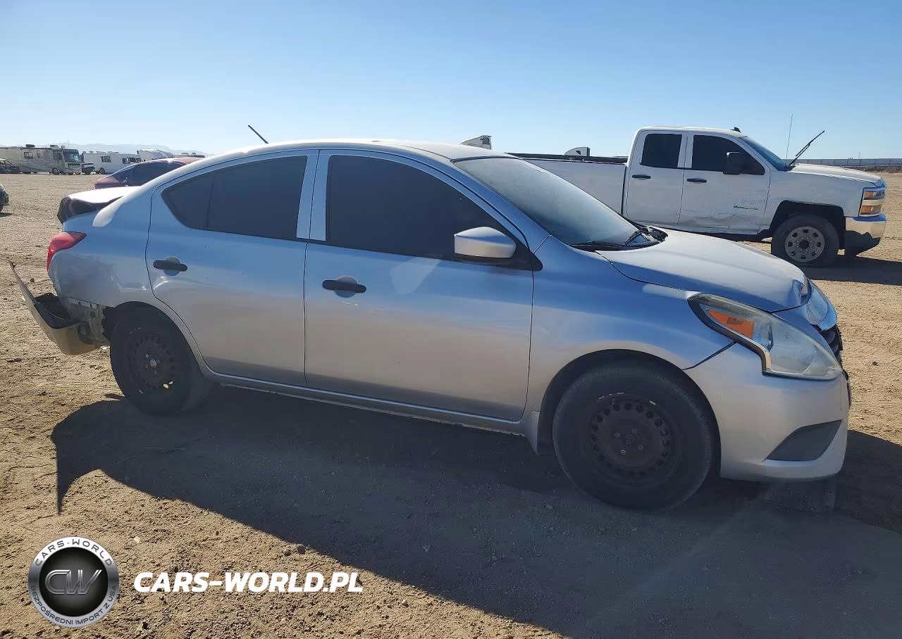 2016 Nissan Versa 1.6 S VIN:3N1CN7AP3GL844729 - 4