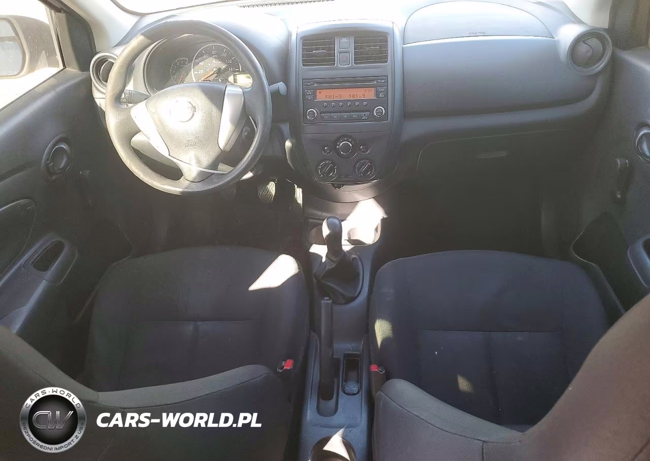 2016 Nissan Versa 1.6 S VIN:3N1CN7AP3GL844729 - 8