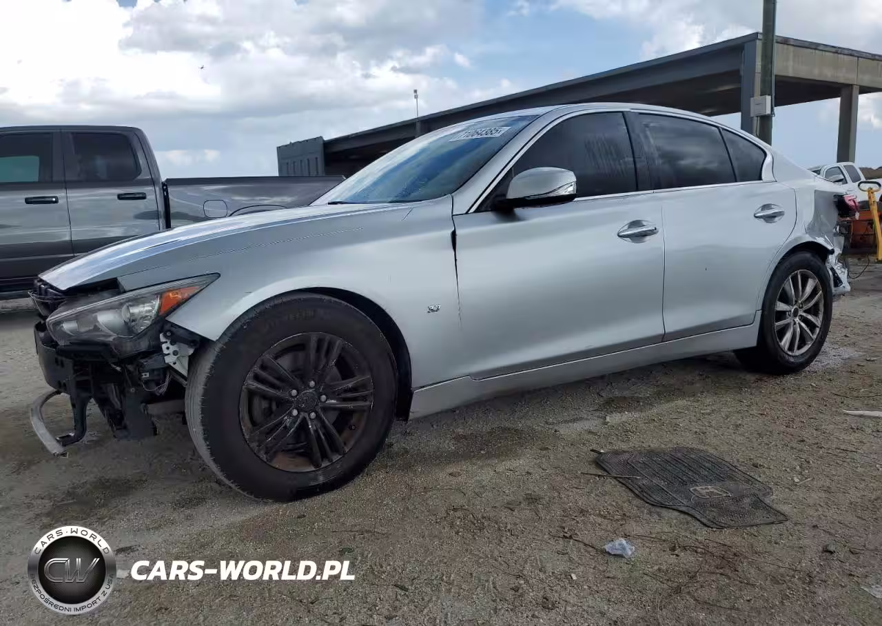 2015 Infiniti Q50 Base