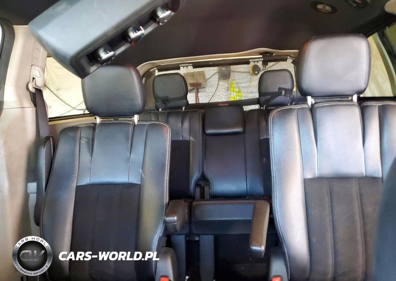 2019 Dodge Grand Caravan Sxt VIN:2C4RDGCG4KR755769 - 10
