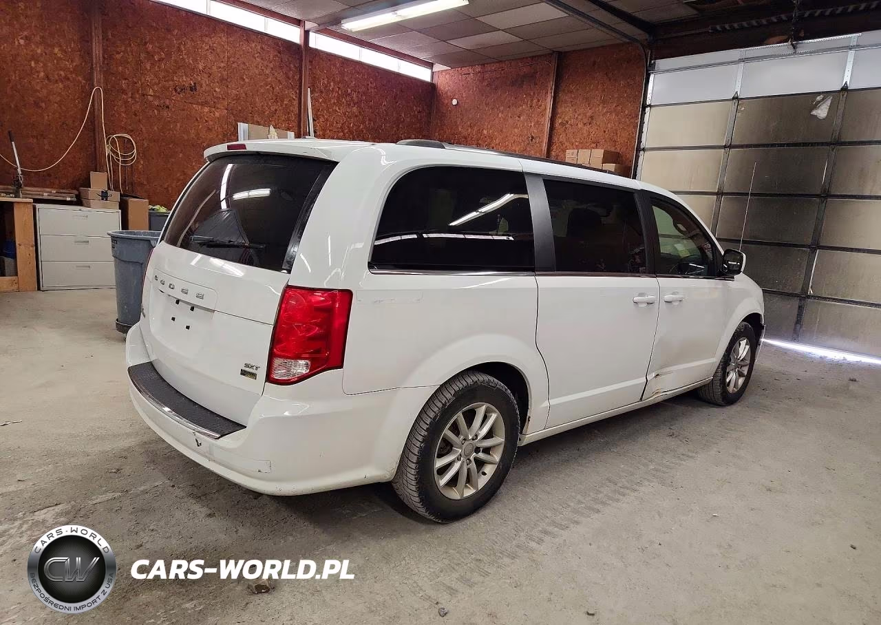 2019 Dodge Grand Caravan Sxt VIN:2C4RDGCG4KR755769 - 3