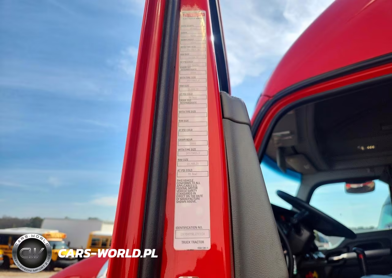 2020 Kenworth T680 Semi Truck VIN:1XKYD49X8LJ393134 - 13