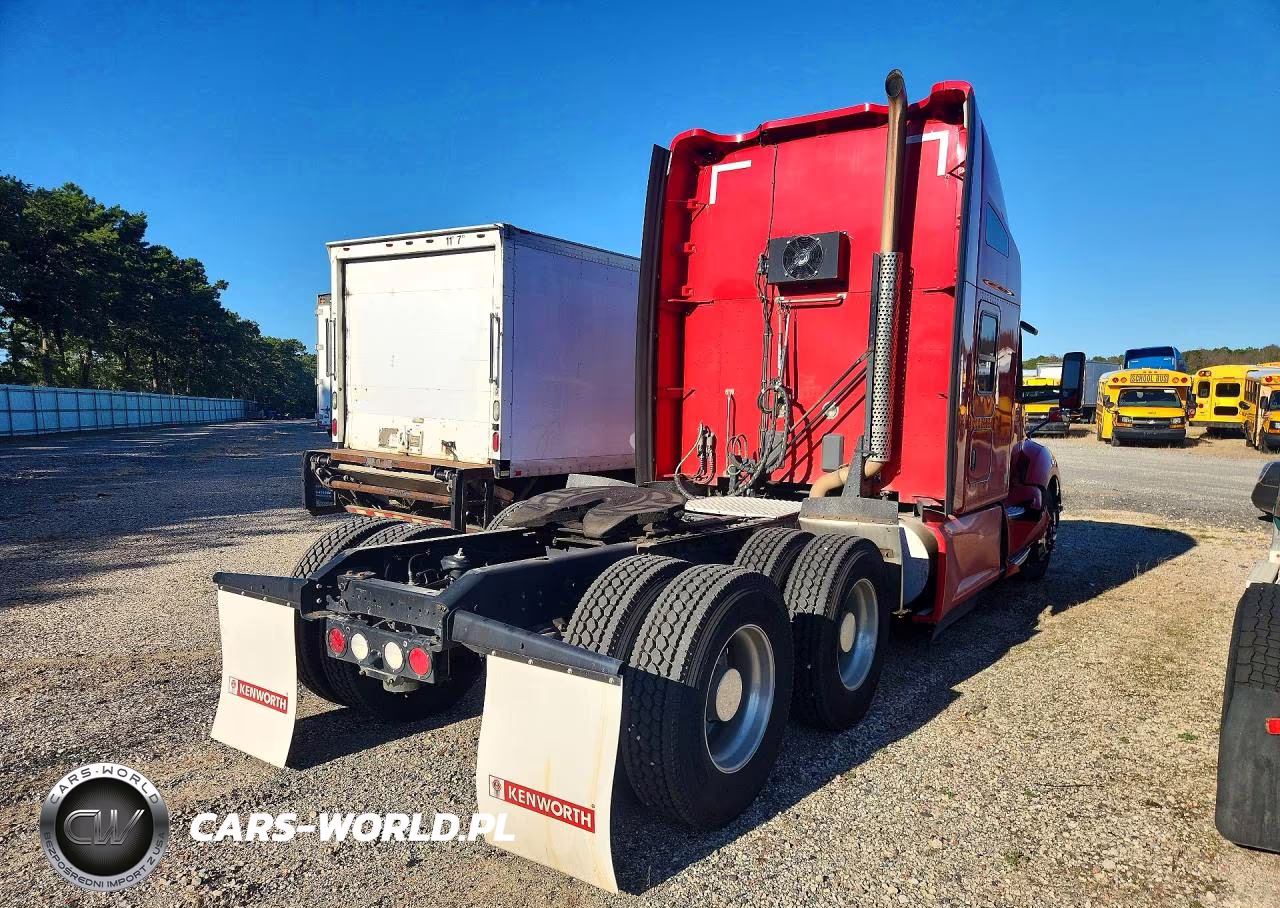 2020 Kenworth T680 Semi Truck VIN:1XKYD49X8LJ393134 - 3
