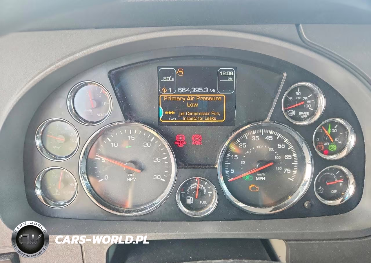 2020 Kenworth T680 Semi Truck VIN:1XKYD49X8LJ393134 - 9