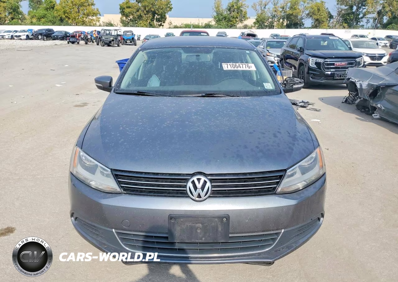 2013 Volkswagen Jetta Tdi VIN:3VW3L7AJXDM285102 - 5