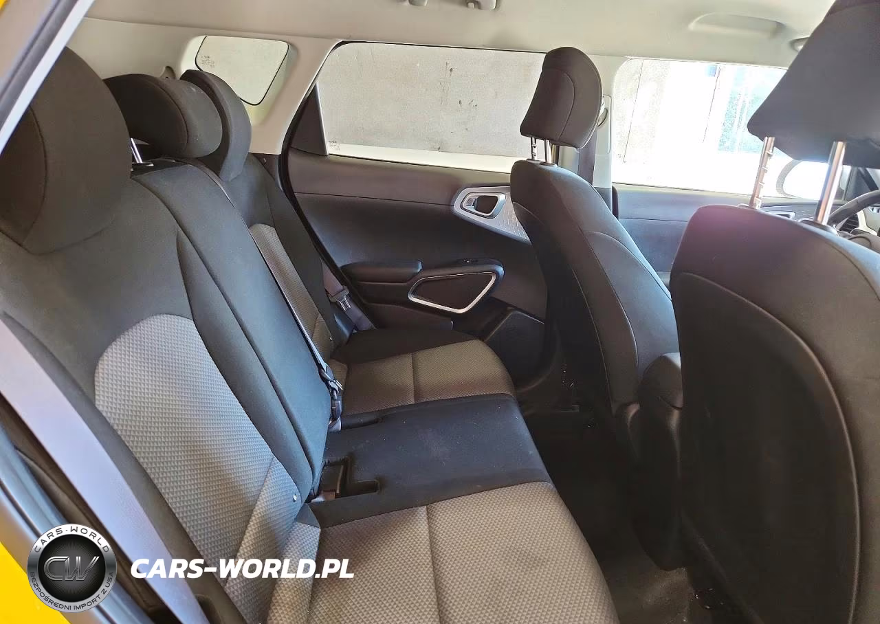 2020 Kia Soul X-Line VIN:KNDJ23AU0L7094393 - 10