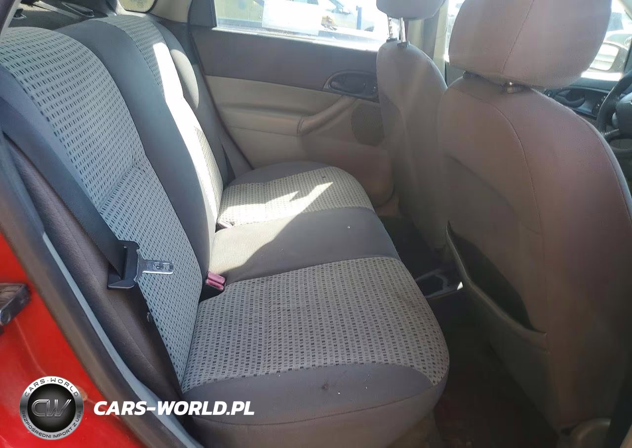 2007 Ford Focus Zx4 VIN:1FAFP34N37W263044 - 10