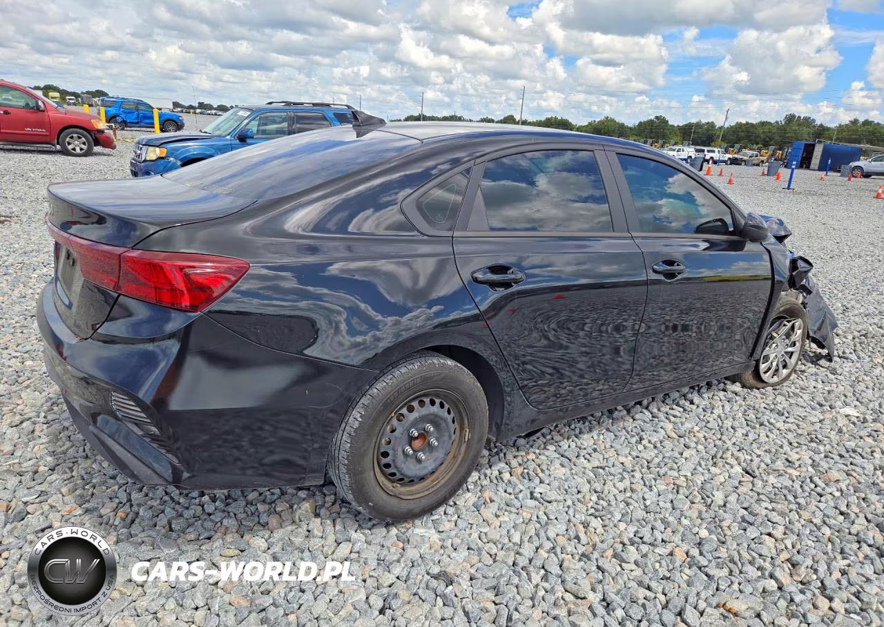 2024 Kia Forte Lx VIN:3KPF24AD5RE709590 - 3