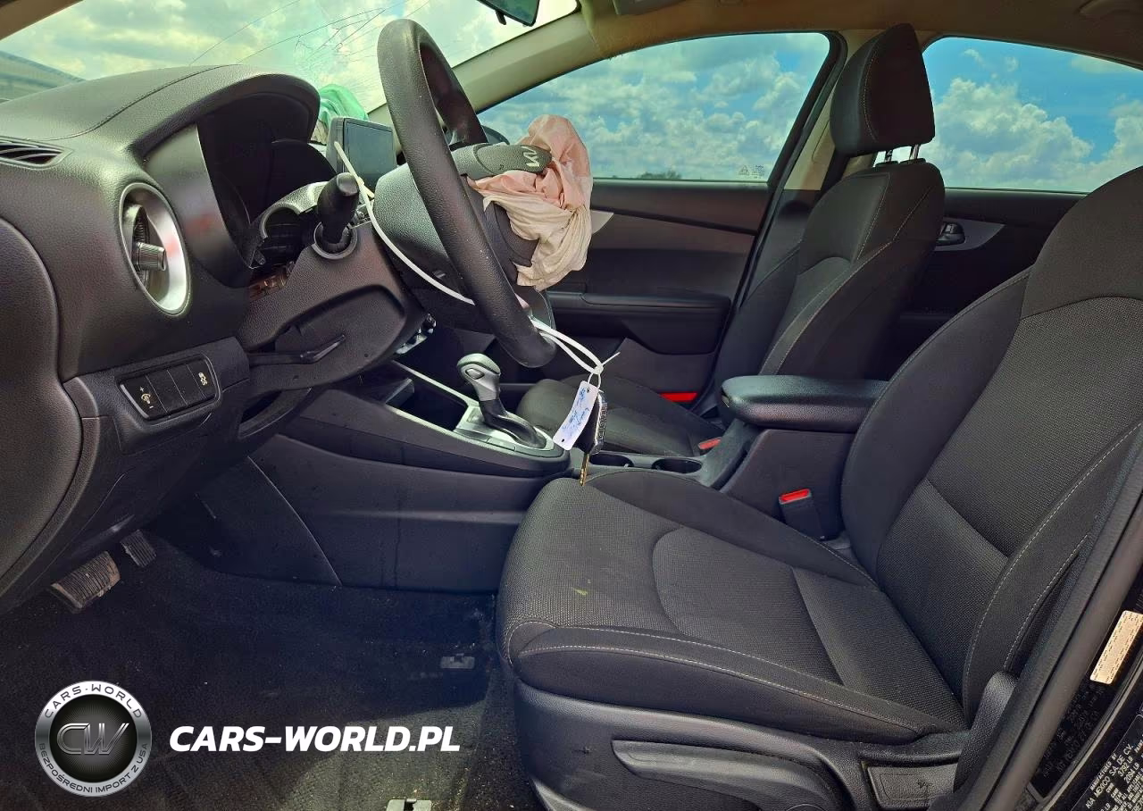 2024 Kia Forte Lx VIN:3KPF24AD5RE709590 - 7