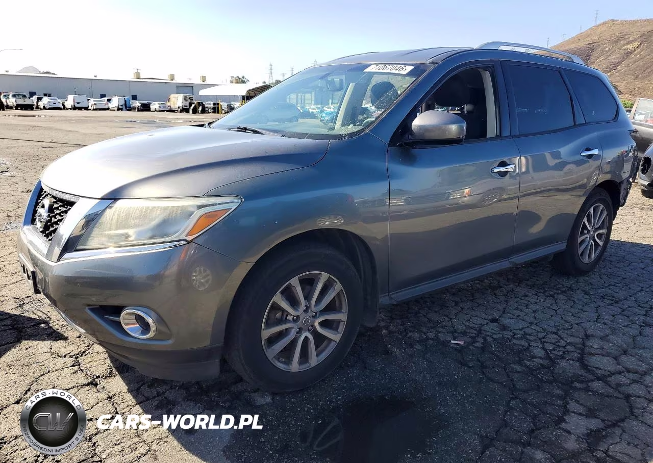 2015 Nissan Pathfinder Sv