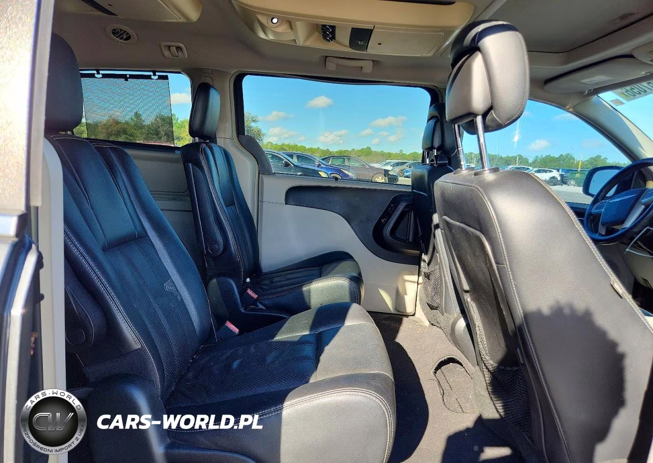 2012 Chrysler Town & Country Touring L VIN:2C4RC1CG4CR297619 - 11