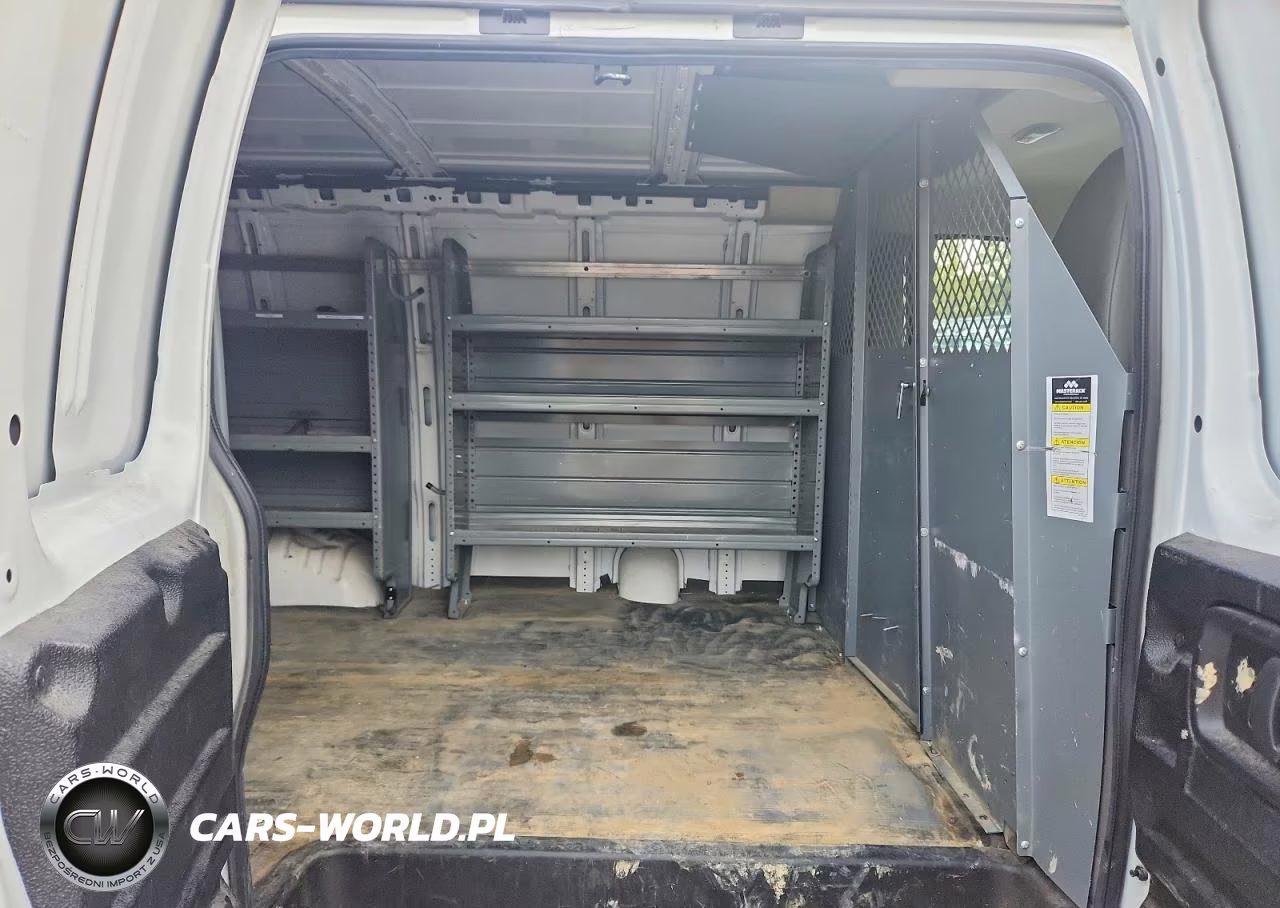 2017 Chevrolet Express G2500 VIN:1GCWGAFF5H1287025 - 11