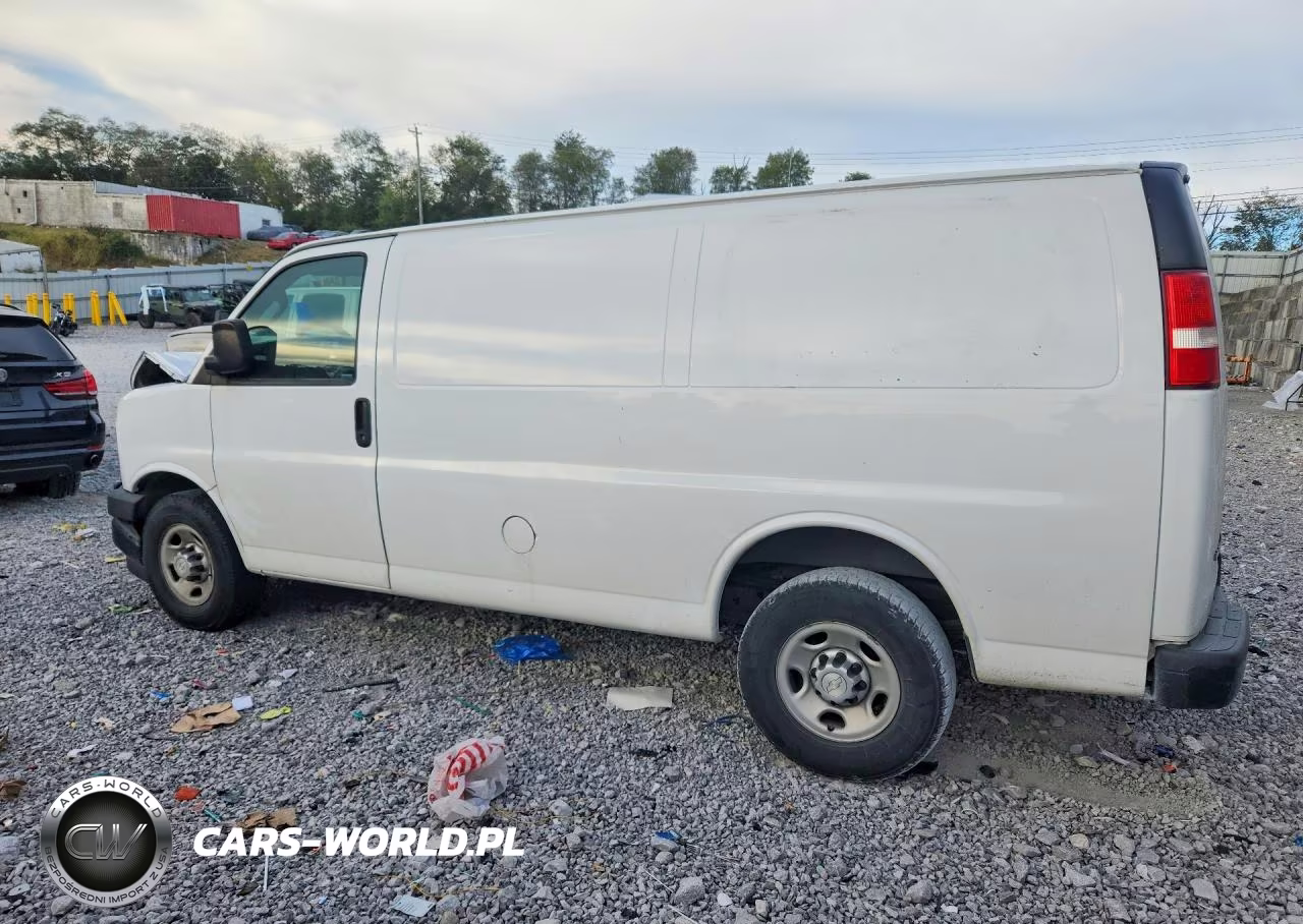 2017 Chevrolet Express G2500 VIN:1GCWGAFF5H1287025 - 2