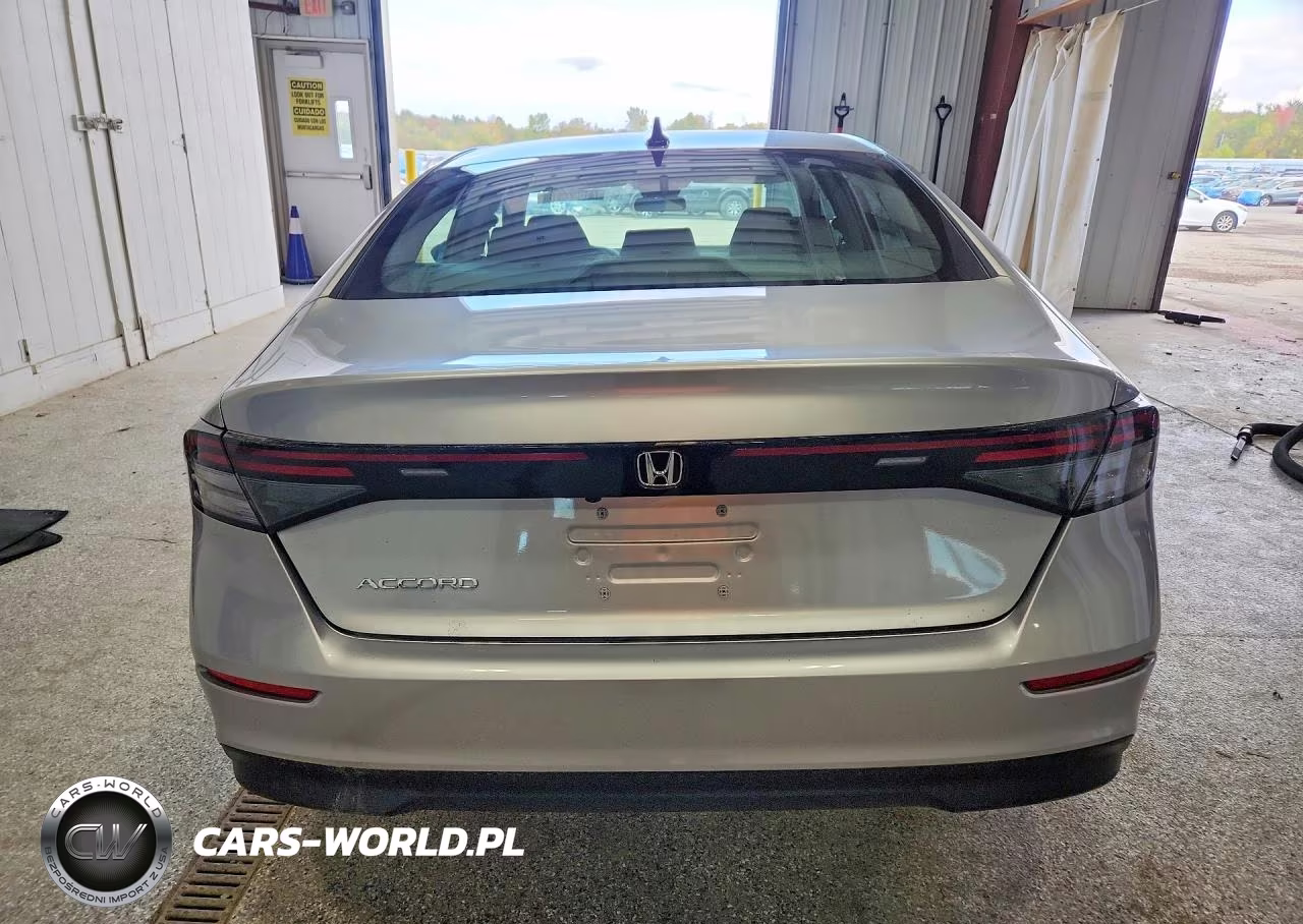 2025 Honda Accord Se VIN:1HGCY1F45SA083235 - 6