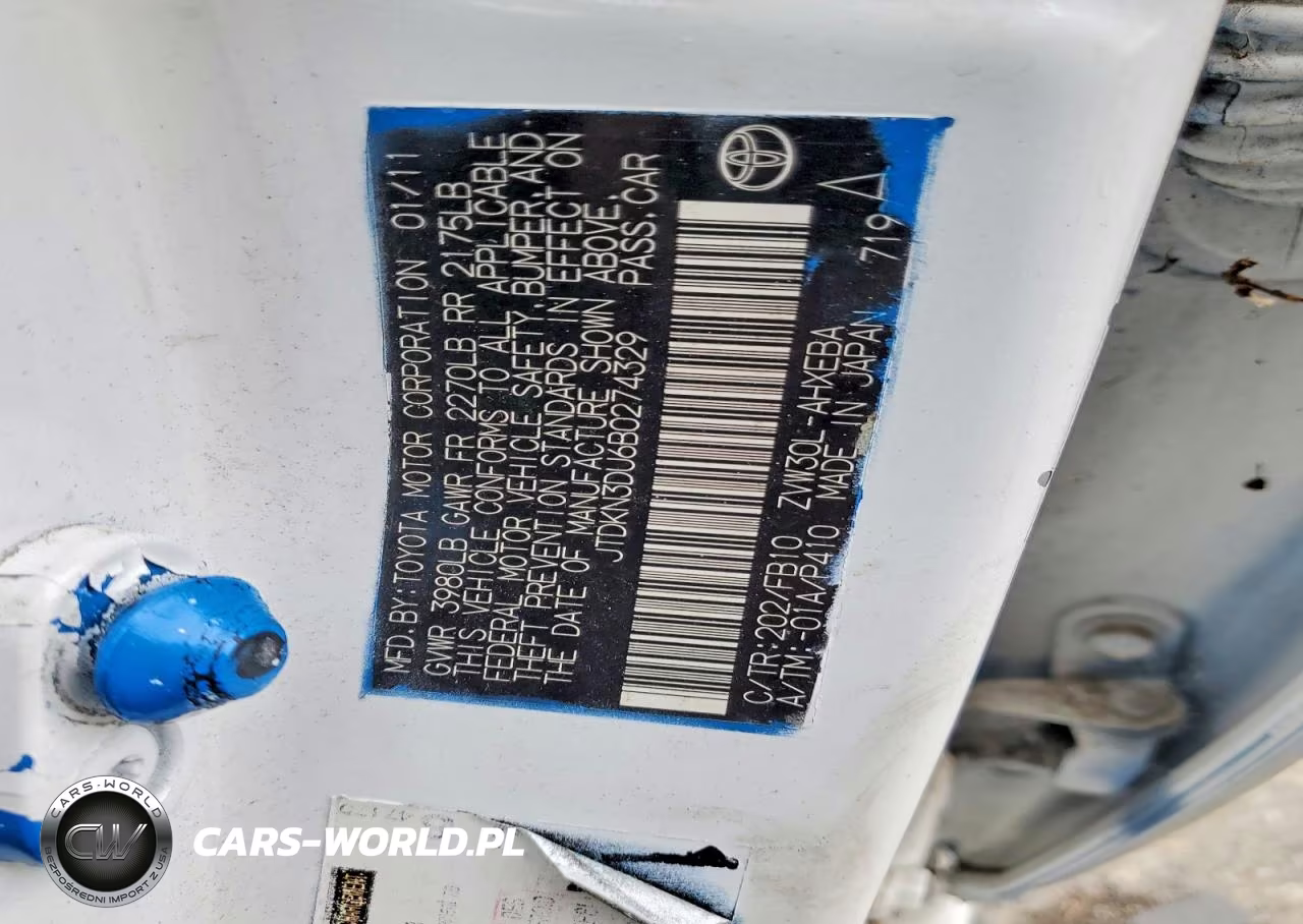 2011 Toyota Prius Two VIN:JTDKN3DU6B0274329 - 13