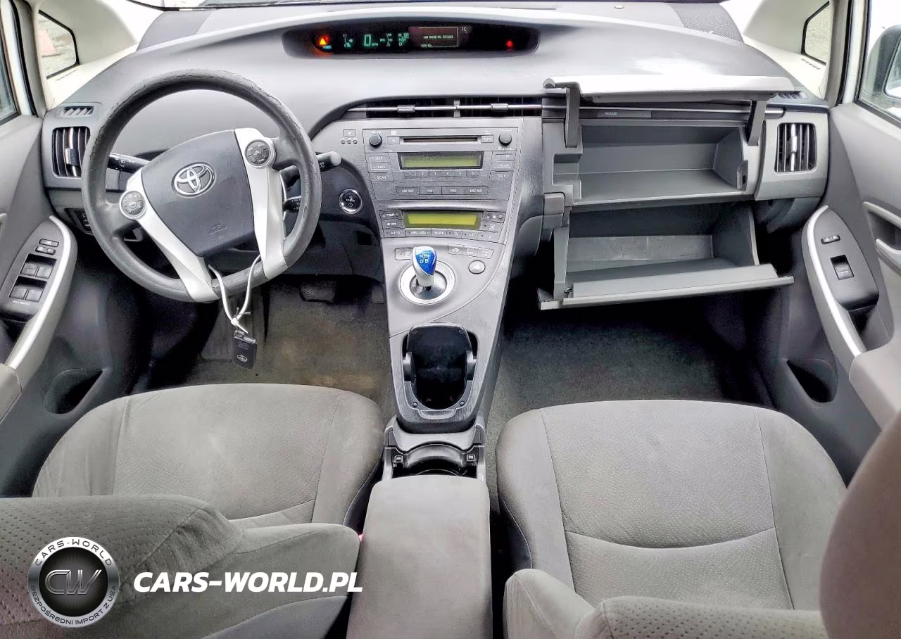 2011 Toyota Prius Two VIN:JTDKN3DU6B0274329 - 8