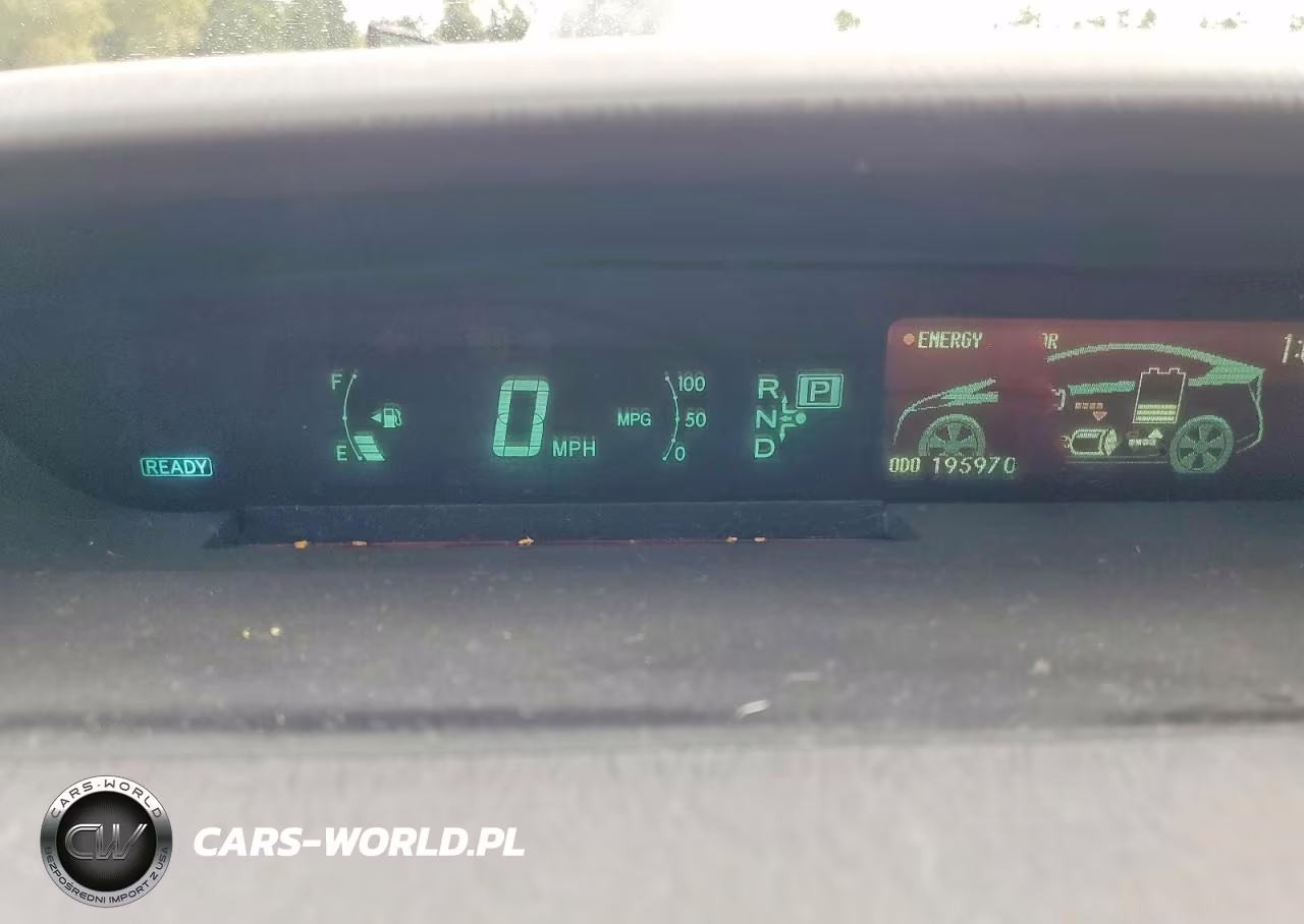 2011 Toyota Prius Two VIN:JTDKN3DU6B0274329 - 9