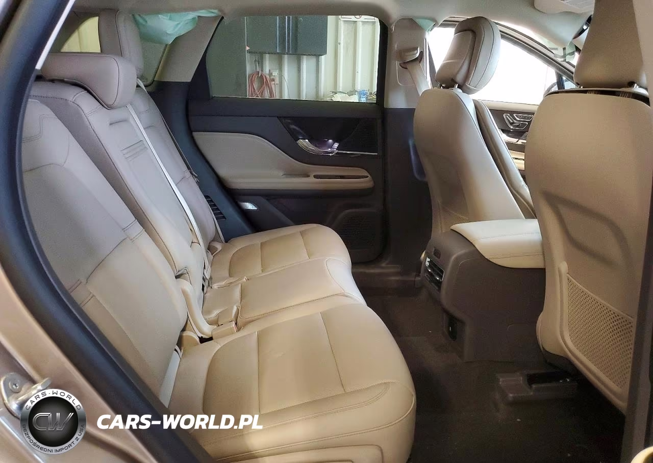 2020 Lincoln Corsair VIN:5LMCJ1C93LUL11390 - 11