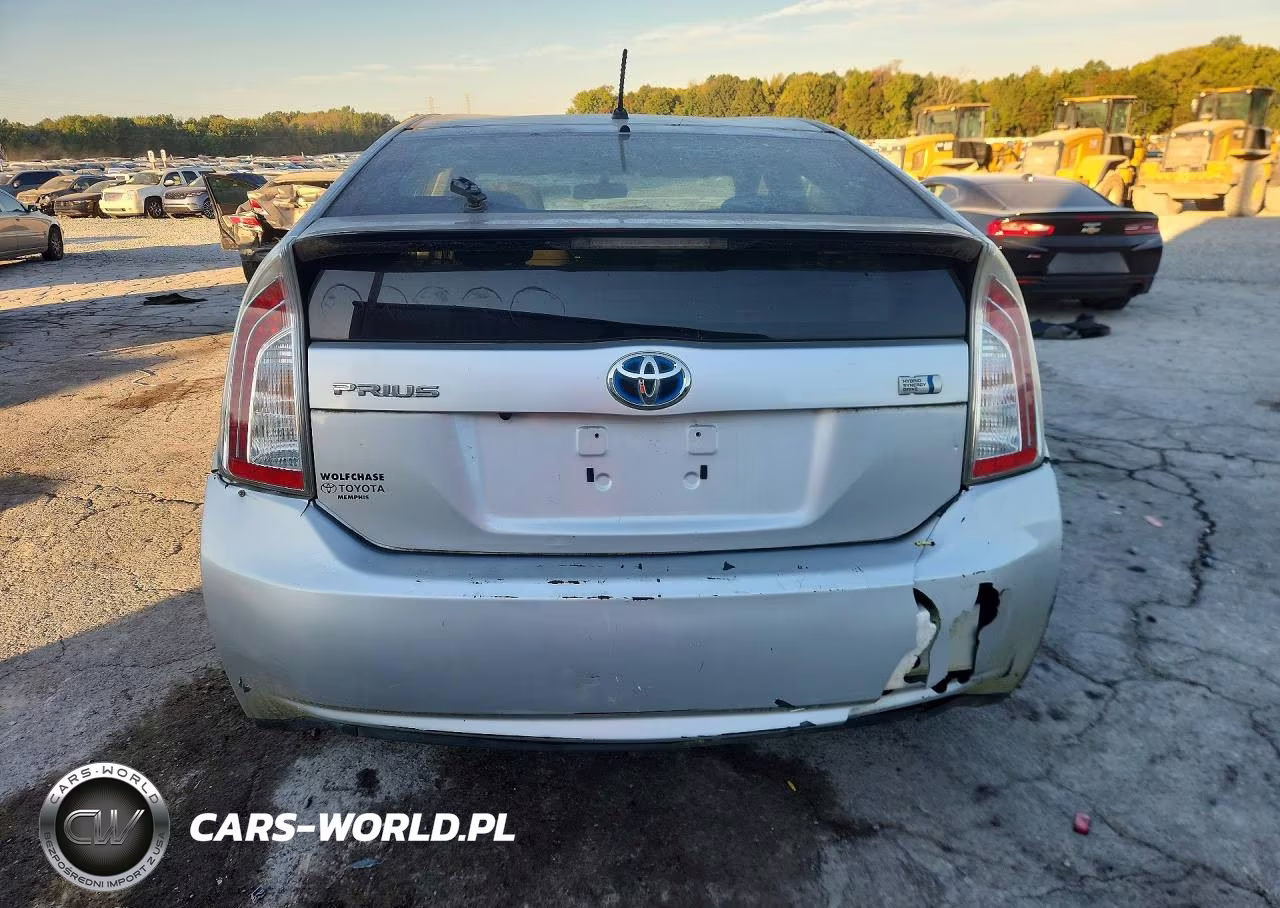 2013 Toyota Prius Two VIN:JTDKN3DUXD1687822 - 6