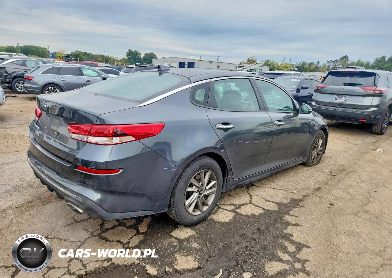 2020 Kia Optima Lx VIN:5XXGT4L35LG382760 - 3