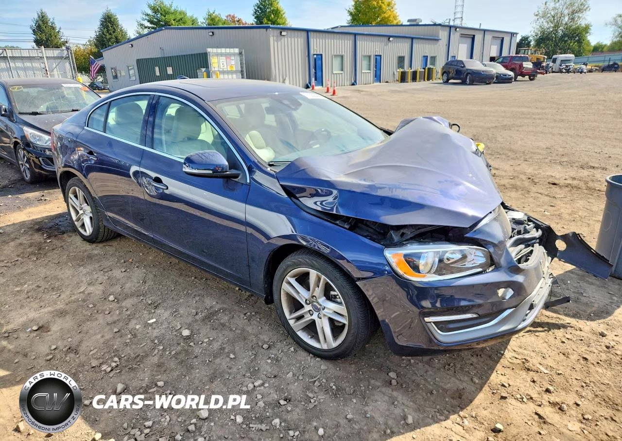 2015 Volvo S60 Premier VIN:YV126MFK9F1349436 - 4