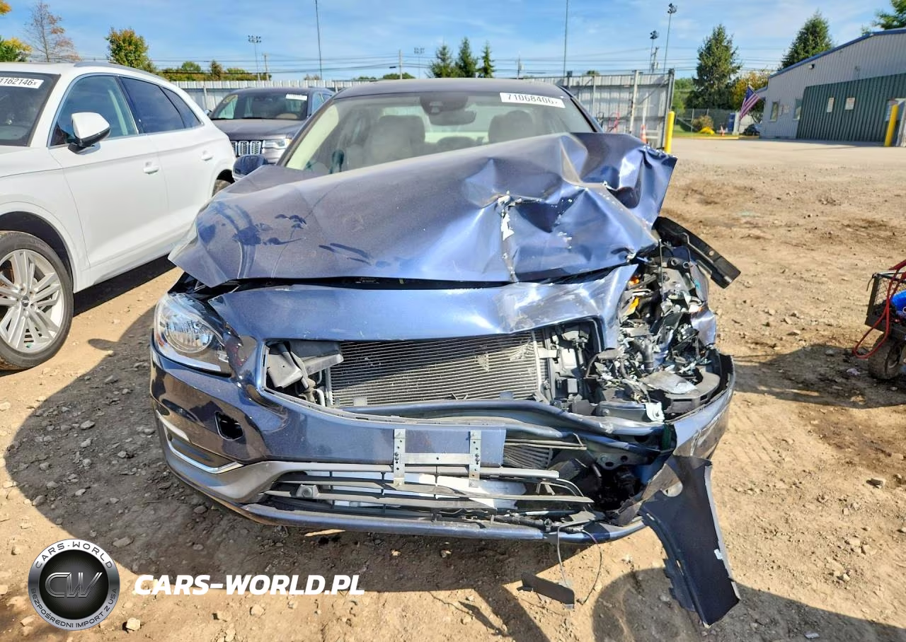 2015 Volvo S60 Premier VIN:YV126MFK9F1349436 - 5