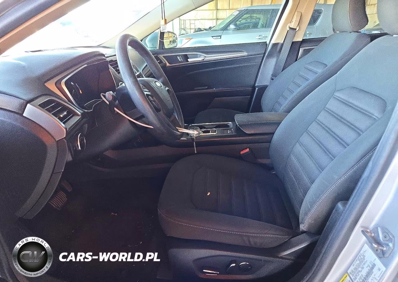 2017 Ford Fusion Se VIN:3FA6P0H76HR380082 - 7