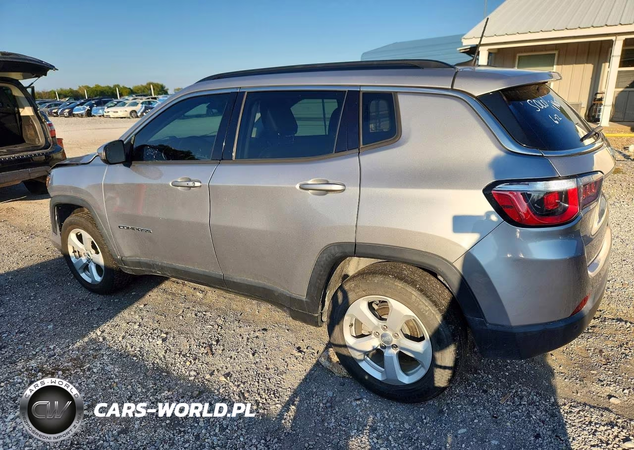 2018 Jeep Compass Latitude VIN:3C4NJCBB0JT407808 - 2