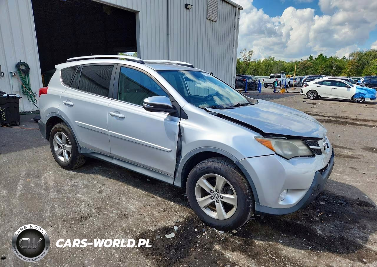 2015 Toyota Rav4 Xle VIN:2T3WFREV1FW183527 - 4