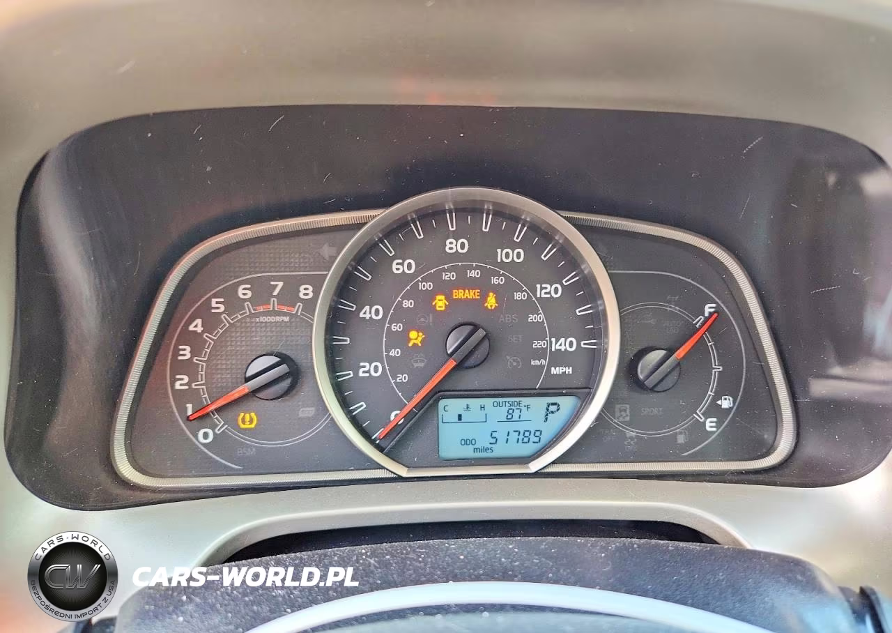 2015 Toyota Rav4 Xle VIN:2T3WFREV1FW183527 - 9