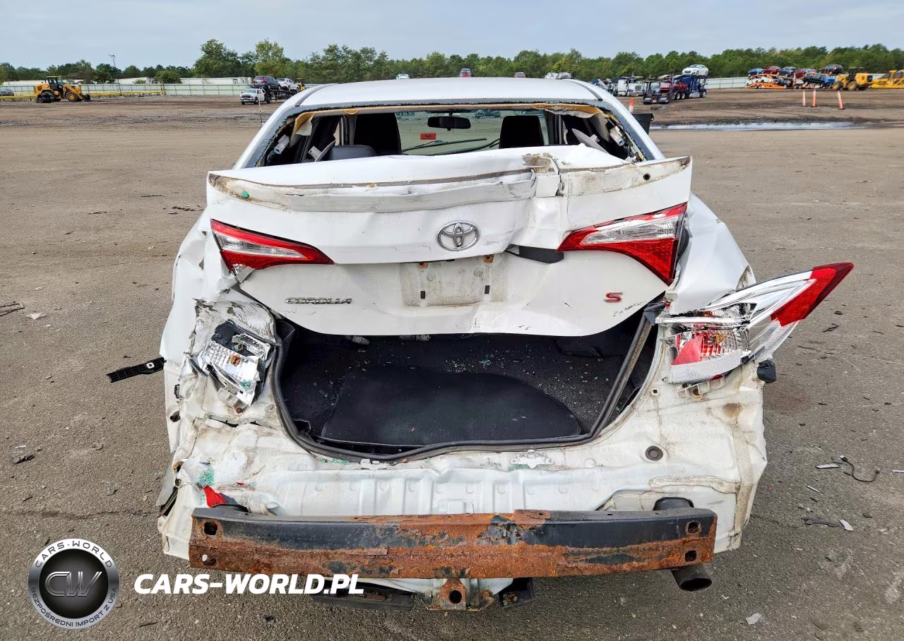 2015 Toyota Corolla S Plus VIN:2T1BURHE5FC452591 - 6