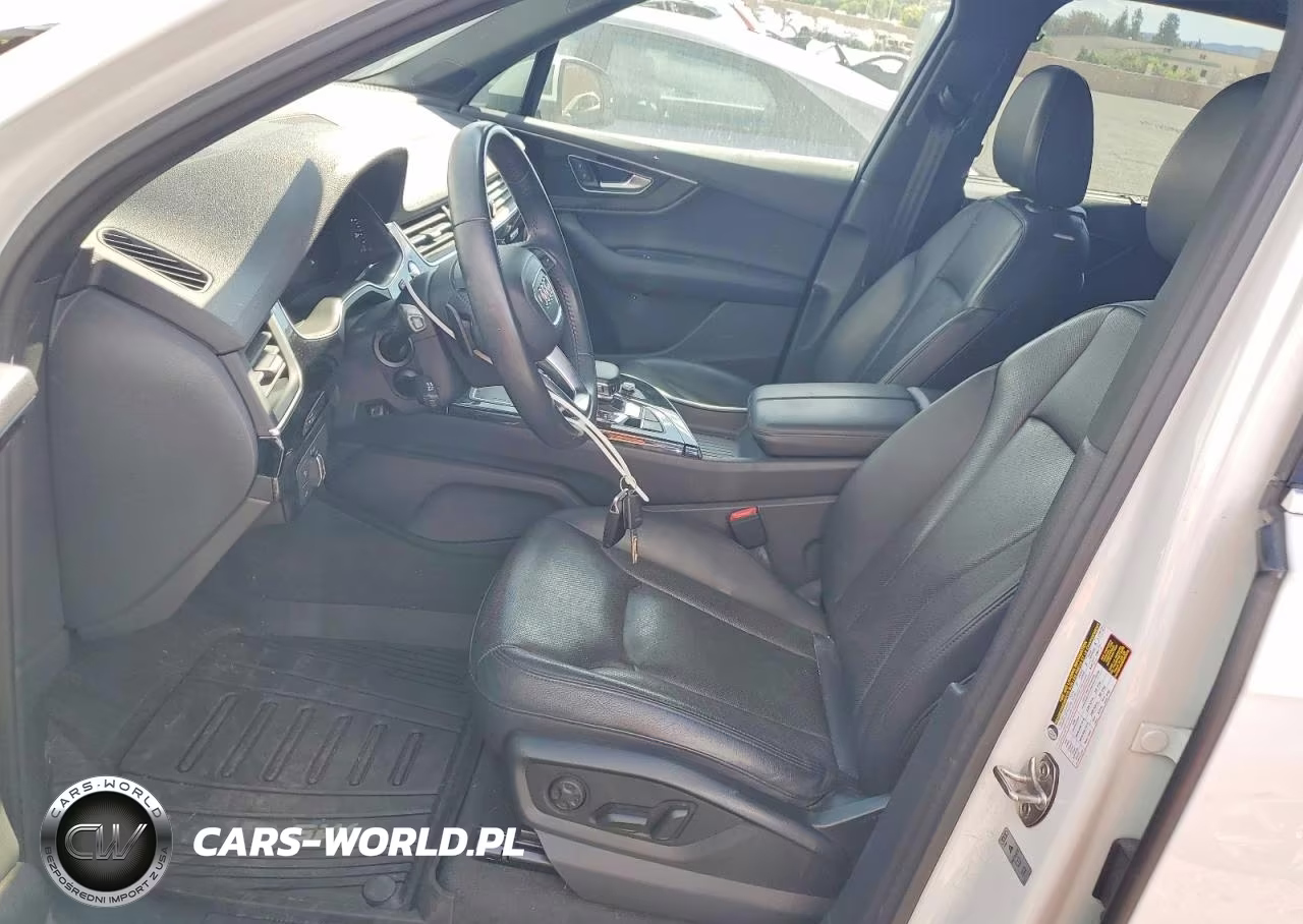 2018 Audi Q7 Premium Plus VIN:WA1LAAF71JD044663 - 7