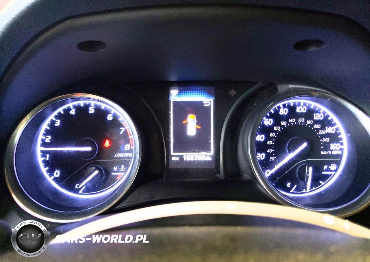 2018 Toyota Camry Le VIN:4T1B11HK4JU568856 - 9