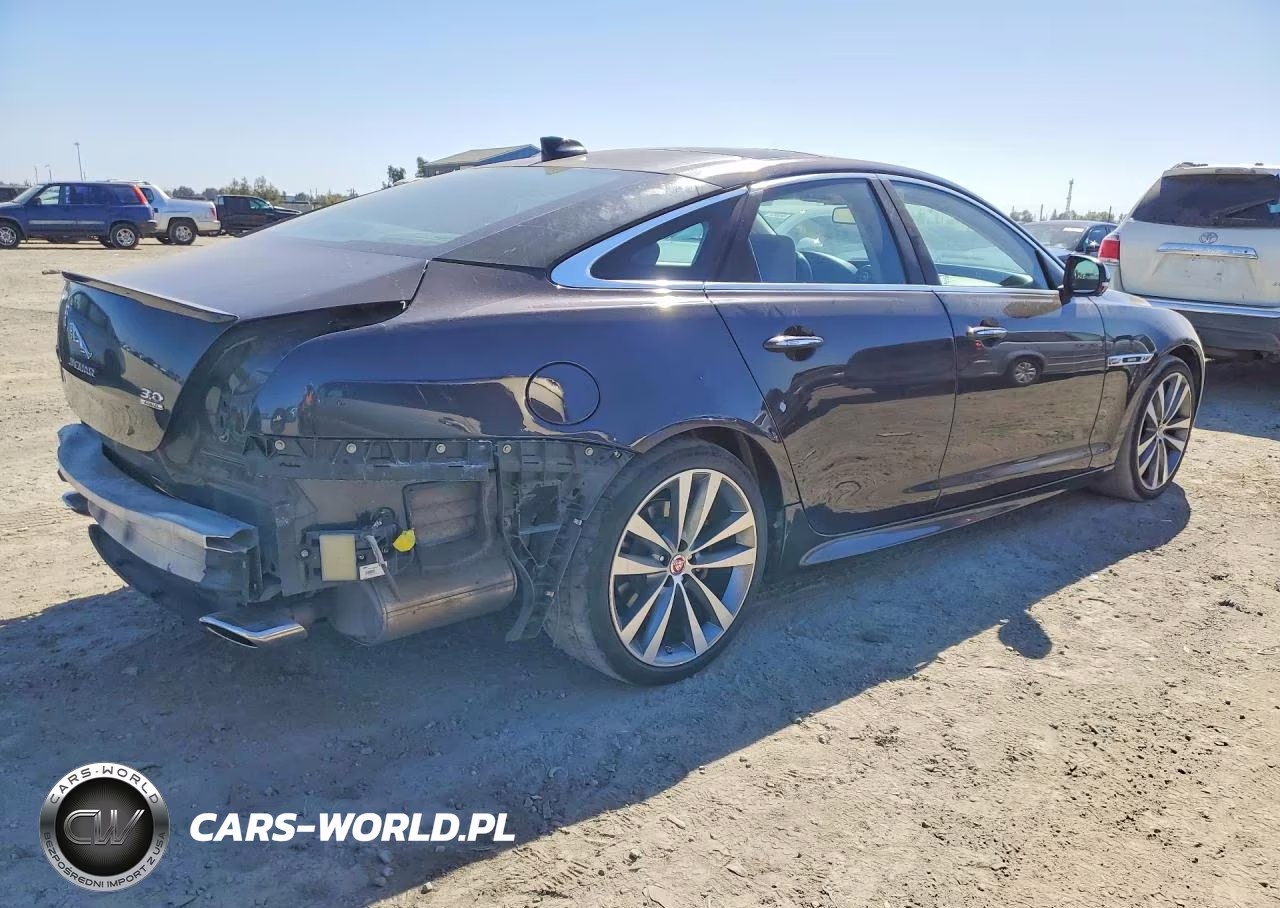 2016 Jaguar Xj VIN:SAJWJ1CD1G8V98270 - 3