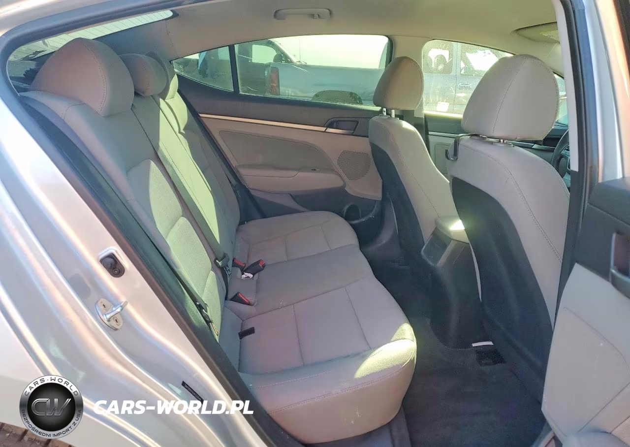 2018 Hyundai Elantra Sel VIN:5NPD84LF6JH329646 - 10