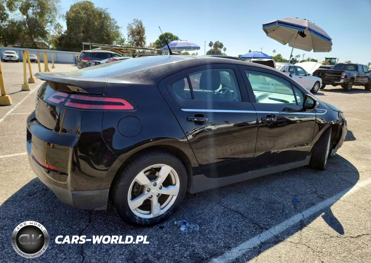 2013 Chevrolet Volt VIN:1G1RE6E41DU136359 - 3